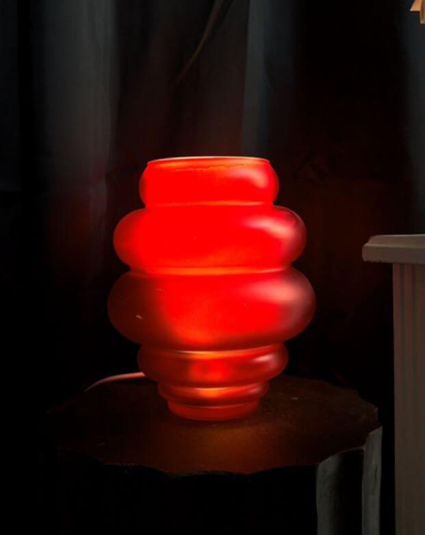 The first finished red curvy lamp